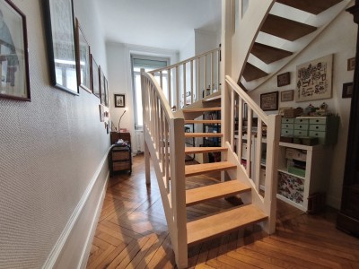 APPARTEMENT T5 A VENDRE - ST ETIENNE CENTRE VILLE - 208.22 m2 - 268 000 €