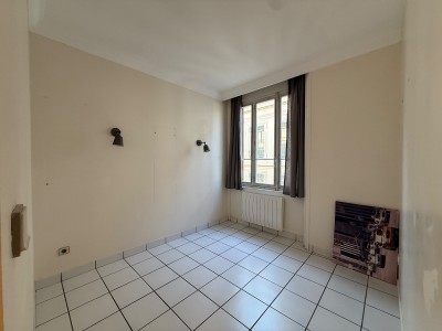 Appartement HYPER CENTRE T5 avec 4 chambres A VENDRE - ST ETIENNE CENTRE VILLE - 118 m2 - 129 000 &euro;