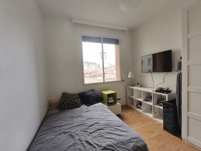 APPARTEMENT T5 A VENDRE - ST ETIENNE CENTRE VILLE - 178 m2 - 198 000 &euro;