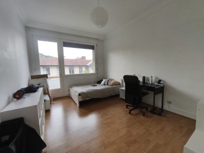 APPARTEMENT T5 A VENDRE - ST ETIENNE CENTRE VILLE - 178 m2 - 198 000 &euro;