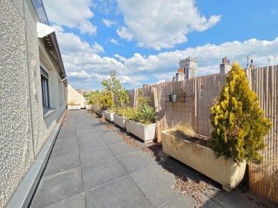 APPARTEMENT T5 A VENDRE - ST ETIENNE CENTRE VILLE - 143.61 m2 - 230 000 €