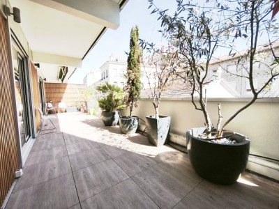 APPARTEMENT T5 A VENDRE - ST ETIENNE CENTRE VILLE - 146.94 m2 - 349 000 €
