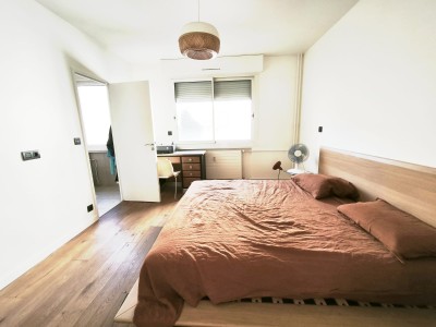 APPARTEMENT T5 A VENDRE - ST ETIENNE CENTRE VILLE - 146.94 m2 - 349 000 €