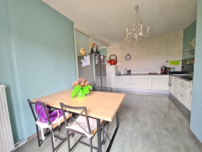 APPARTEMENT T5 - ST ETIENNE CHATEAUCREUX - 117.62 m2 - 150000€