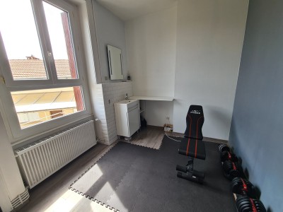 APPARTEMENT T5 - ST ETIENNE CHATEAUCREUX - 117.62 m2 - 150000€