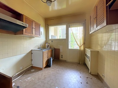 Appartement type 5  rnover avec balcon Fauriel - ST ETIENNE FAURIEL - 118.14 m2 - VENDU