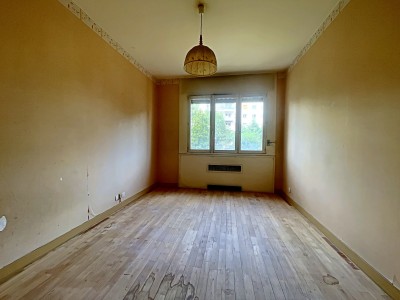 Appartement type 5  rnover avec balcon Fauriel - ST ETIENNE FAURIEL - 118.14 m2 - VENDU
