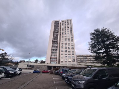 APPARTEMENT T5 - ST ETIENNE FAURIEL - 87.43 m2 - VENDU