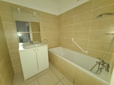 APPARTEMENT T5 - ST ETIENNE FAURIEL - 87.43 m2 - VENDU