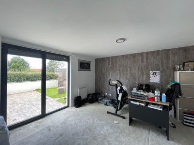 Appartement 148m avec terrasse 70m A VENDRE - ST ETIENNE FAURIEL - 145.6 m2 - 185000€