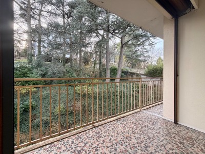 F5 de 144 m2 hab proche Cours Fauriel A VENDRE - ST ETIENNE FAURIEL - 144 m2 - 180�000�&euro;