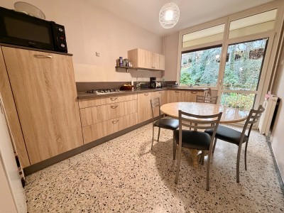 F5 de 144 m2 hab proche Cours Fauriel A VENDRE - ST ETIENNE FAURIEL - 144 m2 - 180�000�&euro;