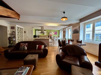 APPARTEMENT T5 A VENDRE - ST ETIENNE Jean Jaurs - 141.48 m2 - 140000€
