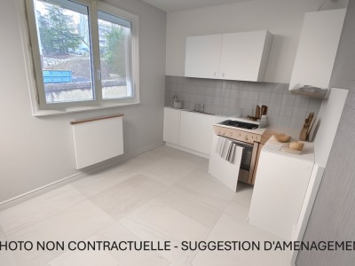 APPARTEMENT T5 A VENDRE - ST ETIENNE LA METARE - 86.17 m2 - 107000€