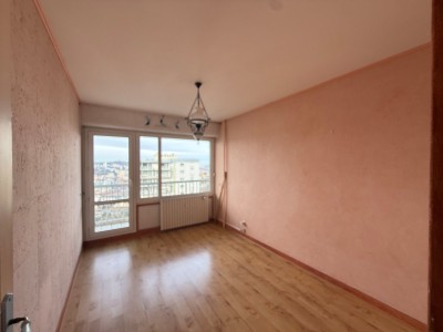 Appartement type 5 secteur La Metare A VENDRE - ST ETIENNE LA METARE - 98.27 m2 - 95�000�&euro;