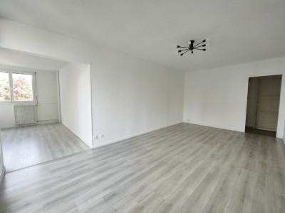 APPARTEMENT T5 A VENDRE - ST ETIENNE LA METARE - 96 m2 - 129 000 &euro;