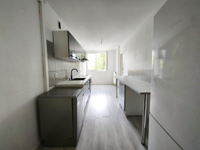 APPARTEMENT T5 A VENDRE - ST ETIENNE LA METARE - 96 m2 - 129 000 &euro;
