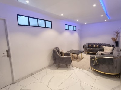 LA TERRASSE, Appartement F5 ,100m,place de parking dans la coproprit