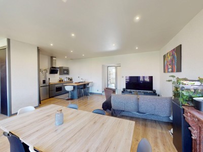 APPARTEMENT T5 A VENDRE - ST GENEST LERPT - 91.08 m2 - 195 000 &euro;