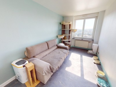 APPARTEMENT T5 A VENDRE - ST GENEST LERPT - 91.08 m2 - 195 000 &euro;