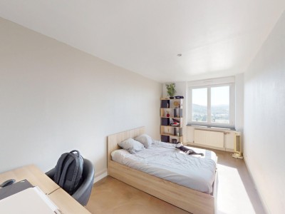 APPARTEMENT T5 A VENDRE - ST GENEST LERPT - 91.08 m2 - 195 000 &euro;