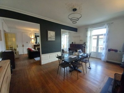 T5 Bourgeois dans maison avec jardin commun A VENDRE - ST JOSEPH - 137 m2 - 199000€