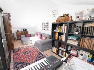 APPARTEMENT T5 A VENDRE - ST PRIEST EN JAREZ - 160.72 m2 - 349 000 €