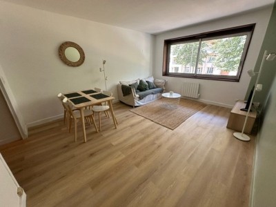 APPARTEMENT T6 A LOUER - ST ETIENNE FAC TREFILERIE - 94.29 m2 - 990 &euro; charges comprises par mois