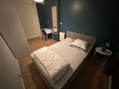 APPARTEMENT T6 A LOUER - ST ETIENNE FAC TREFILERIE - 94.29 m2 - 990 &euro; charges comprises par mois