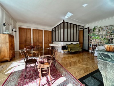 APPARTEMENT T6 A VENDRE - ST CHAMOND Centre-ville - 176.09 m2 - 259000€
