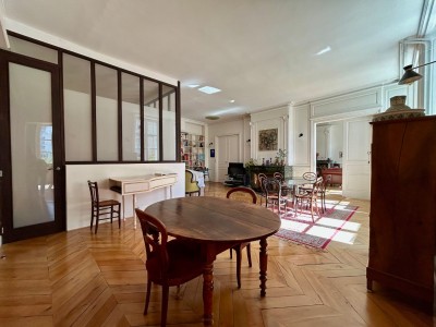 APPARTEMENT T6 A VENDRE - ST CHAMOND Centre-ville - 176.09 m2 - 259000€