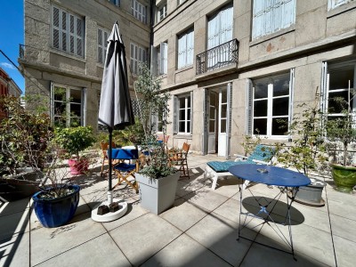 APPARTEMENT T6 A VENDRE - ST CHAMOND Centre-ville - 176.09 m2 - 259000€