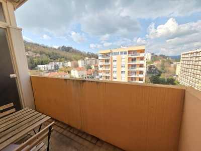 APPARTEMENT T6 A VENDRE - ST ETIENNE BERGSON - 146.22 m2 - 249 000 €