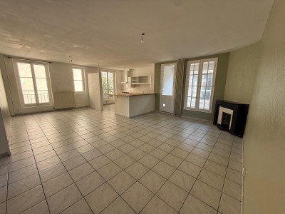 APPARTEMENT T6 A VENDRE - ST ETIENNE CENTRE VILLE - 166.23 m2 - 260000€