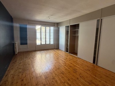 APPARTEMENT T6 A VENDRE - ST ETIENNE CENTRE VILLE - 166.23 m2 - 260000€