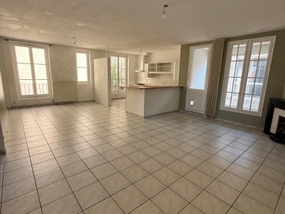 APPARTEMENT T6 A VENDRE - ST ETIENNE CENTRE VILLE - 166.23 m2 - 260000€