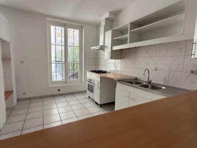 APPARTEMENT T6 A VENDRE - ST ETIENNE CENTRE VILLE - 166.23 m2 - 260000€