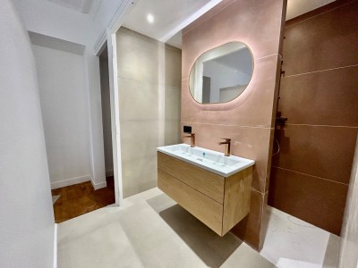 APPARTEMENT T6 A VENDRE - ST ETIENNE CENTRE VILLE - 155 m2 - 199 000 €