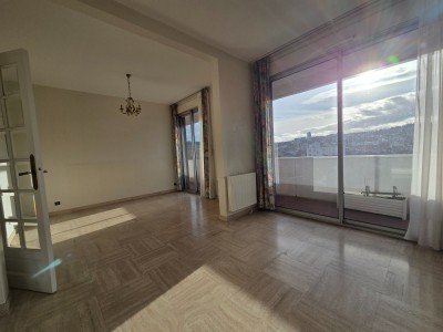 APPARTEMENT T6 A VENDRE - ST ETIENNE FAURIEL - 125.44 m2 - 145 000 €