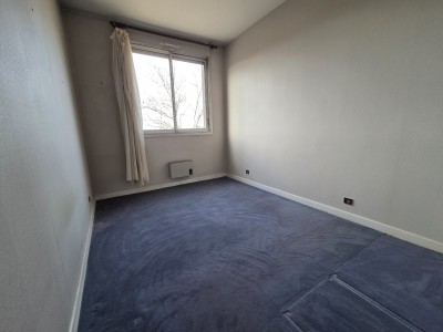 APPARTEMENT T6 A VENDRE - ST ETIENNE FAURIEL - 125.44 m2 - 145 000 €