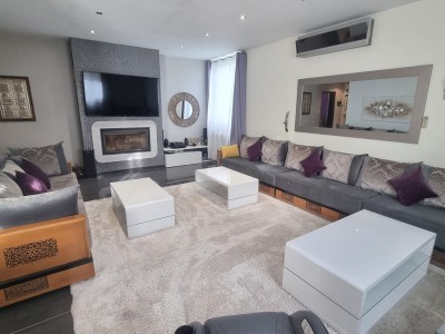 Magnifique appartement F6 de 160m,Piscine,Terrain 300m