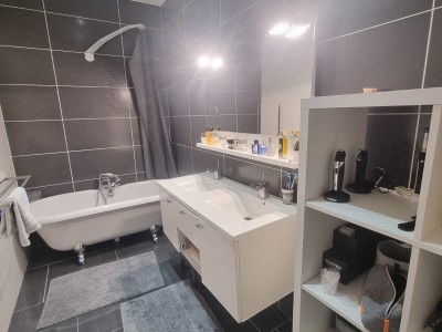 Magnifique appartement F6 de 160m,Piscine,Terrain 300m