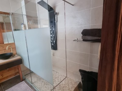 Magnifique appartement F6 de 160m,Piscine,Terrain 300m