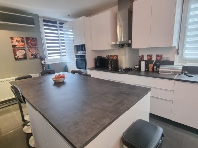 Magnifique appartement F6 de 160m,Piscine,Terrain 300m