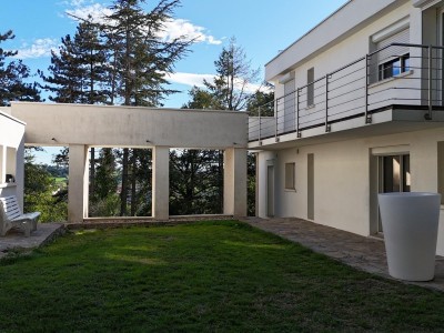 VILLA A VENDRE - AVEIZIEUX - 260 m2 - 649000€