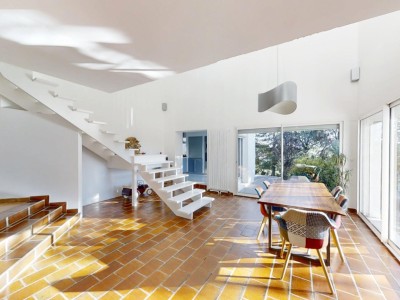 VILLA A VENDRE - AVEIZIEUX - 260 m2 - 649000€