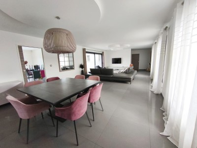 VILLA A VENDRE - ST CHAMOND - 199 m2 - 599 000 €