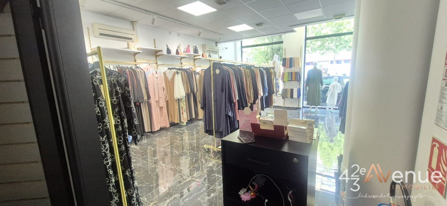 BOUTIQUE A VENDRE - ST ETIENNE BELLEVUE - 82 m2 - 115 000 &euro; 