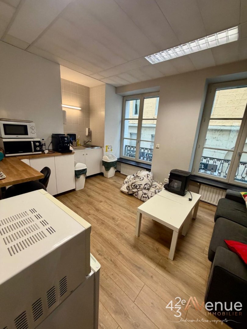 BUREAU A VENDRE - ST ETIENNE CENTRE VILLE - 220 m2 - 303 520 &euro; 