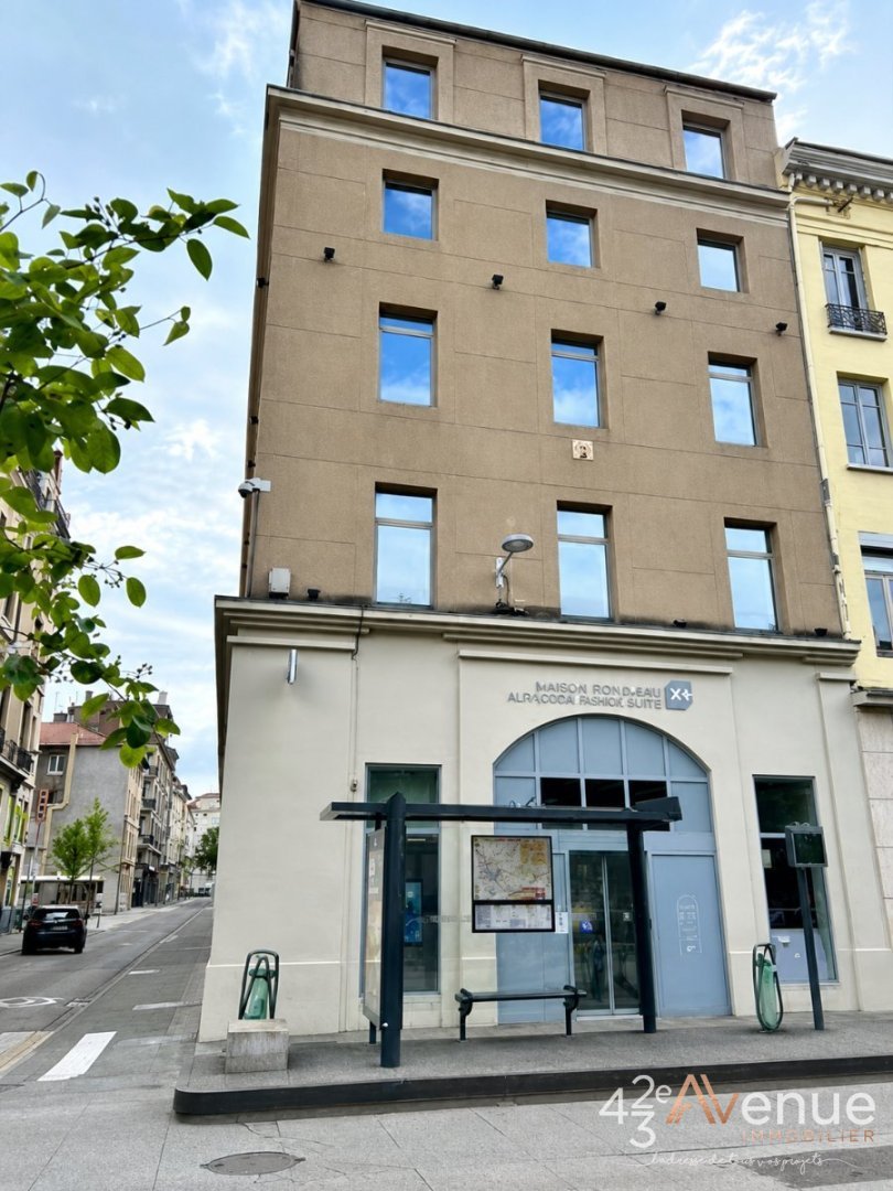 BUREAU A VENDRE - ST ETIENNE Hôtel de ville - 78 m2 - 109 000 &euro; 
